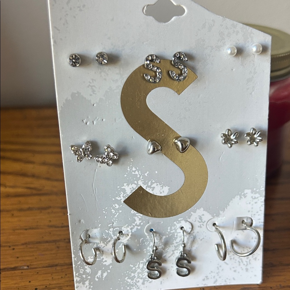 NEW Earrings. Silver